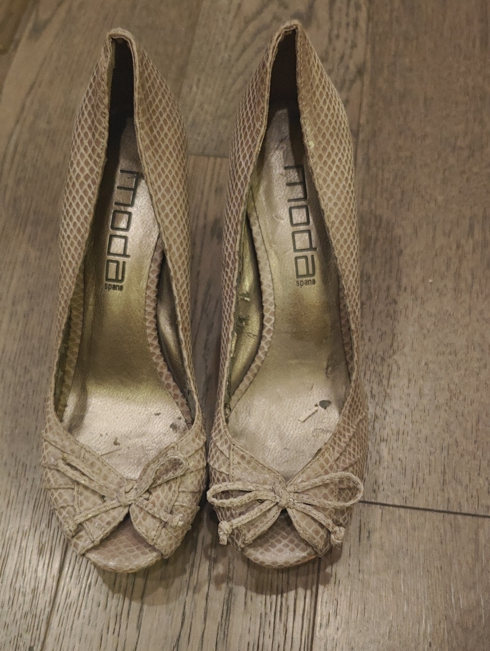 Moda Spana Beige Peep Toe Heels with Bow Accent